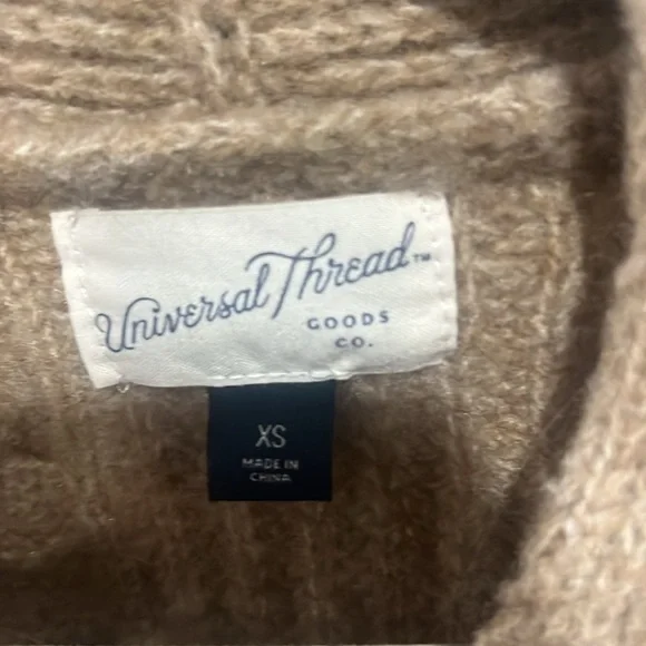 Oversized camel sweater - Picture 2 of 3